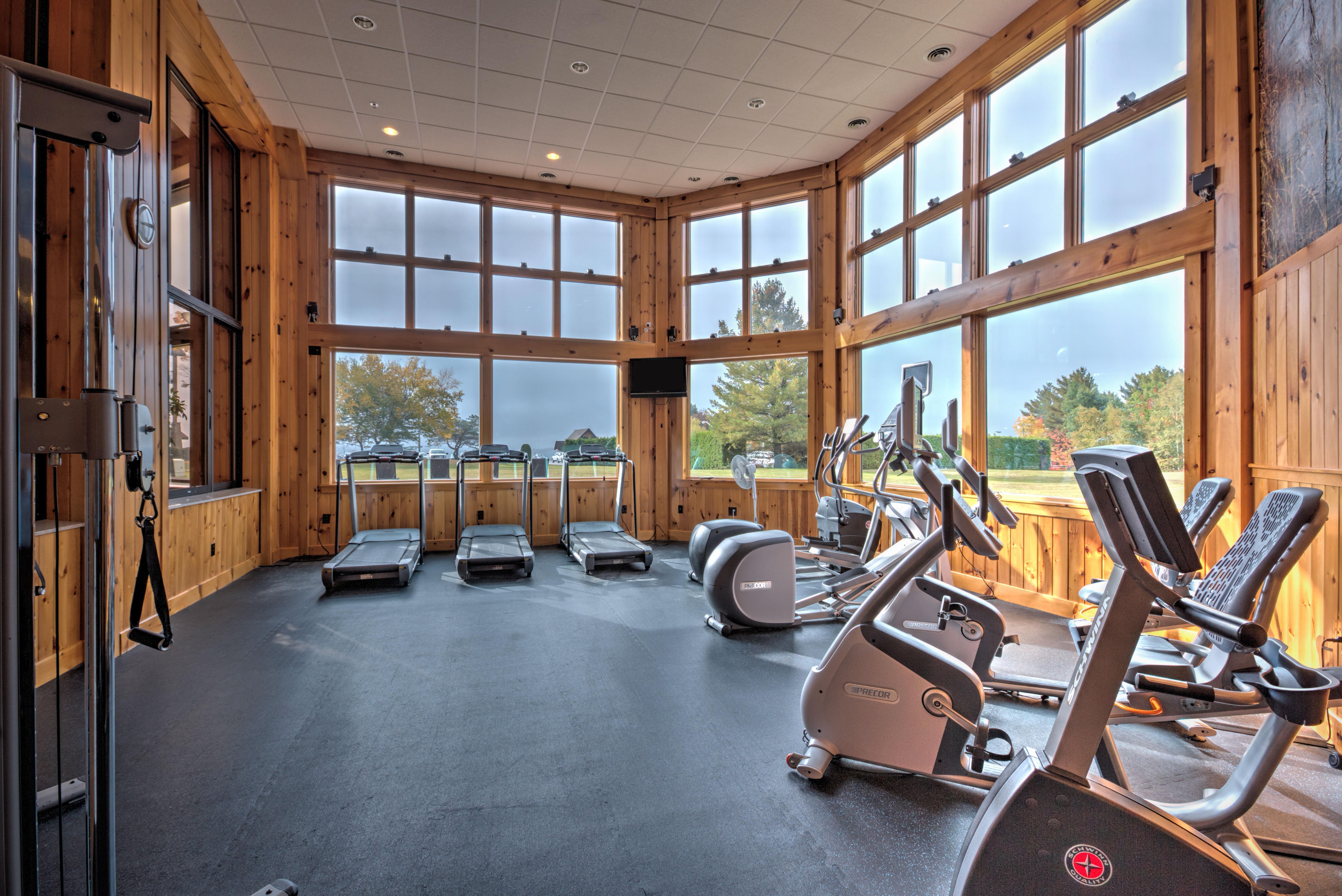 Crowne Plaza Lake Placid By Ihg Exterior foto