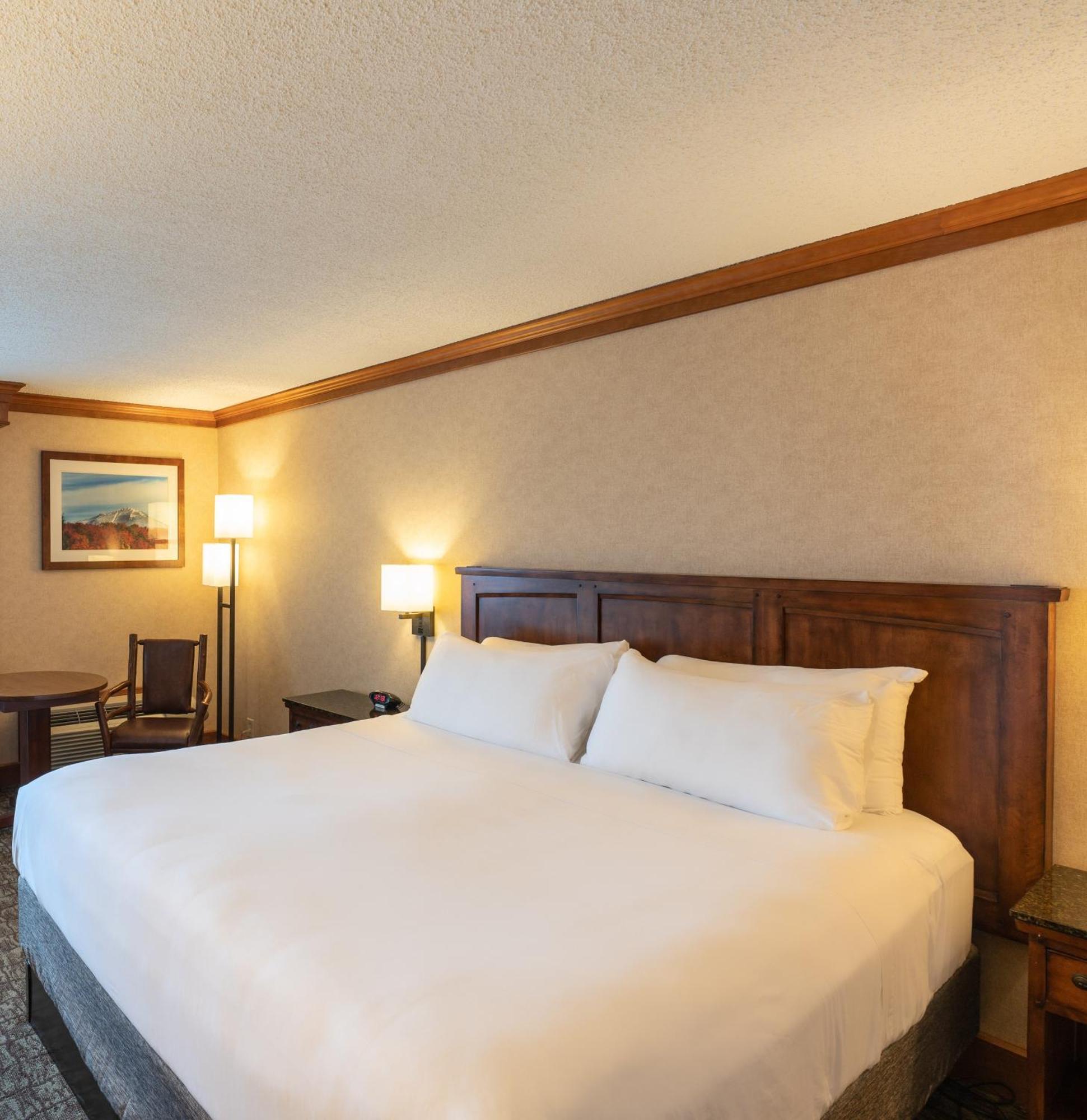 Crowne Plaza Lake Placid By Ihg Exterior foto